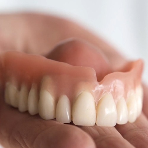 دندان مصنوعی چه مشکلاتی دارد؟